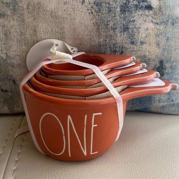 Rae Dunn Other - ✨CLEARANCE✨ Rae Dunn Gourd Measuring Cups NWT